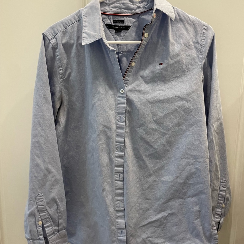 Tommy Hilfiger light blue button up blouse
